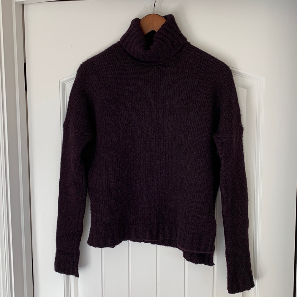 Vince Women’s Small Eggplant Purple Soft Wool Cashmere Cowl Neck Knit Sweater